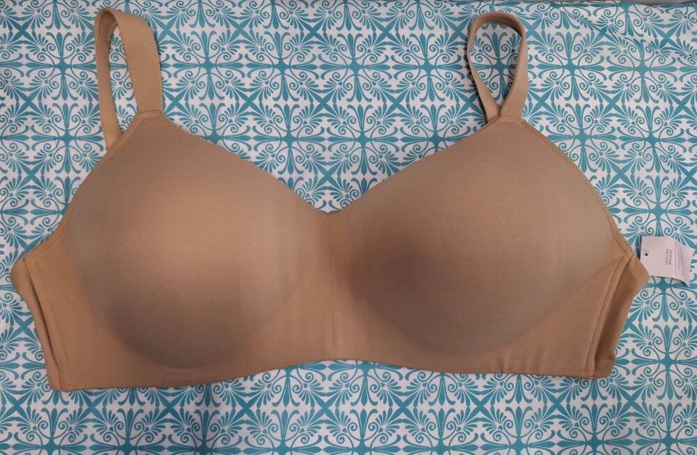 Auden Lightly Lined Wirefree Bra 46DDD Beige Nude Comfort Bra NWT